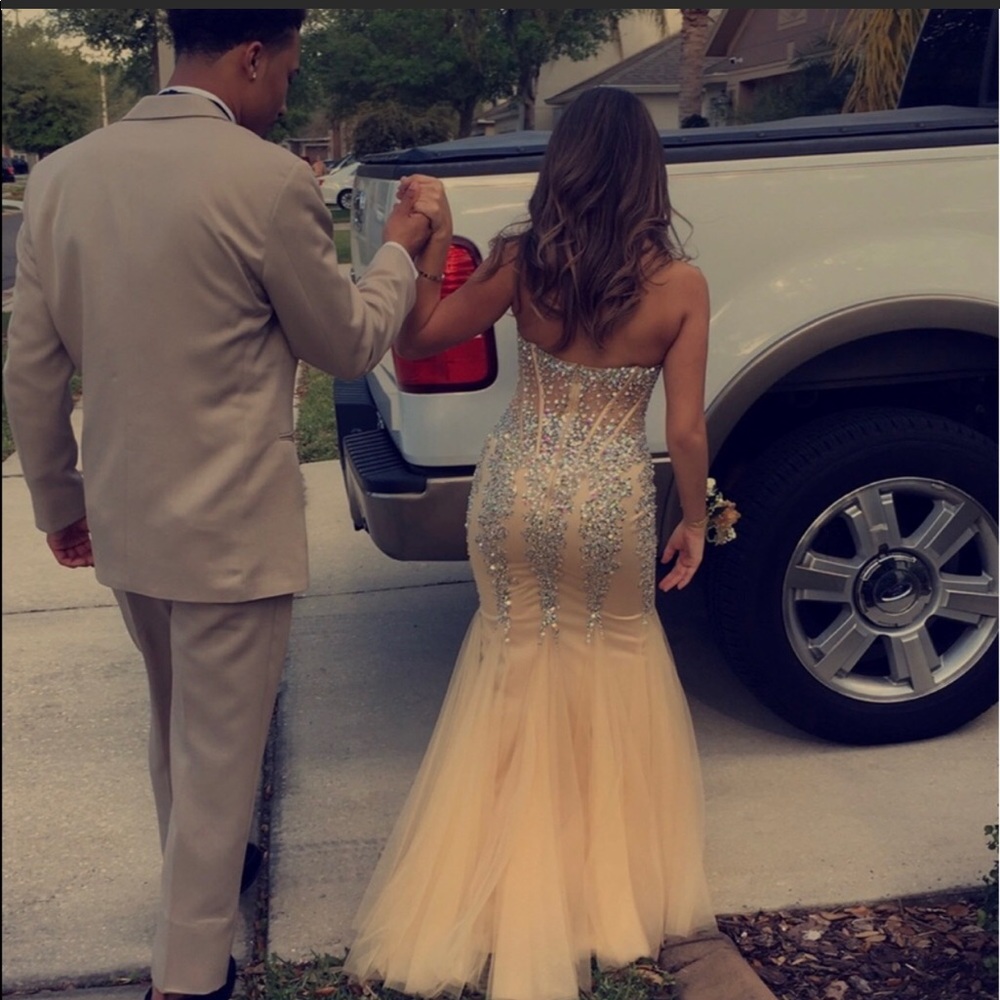 Prom Dress - Picture 7 of 8